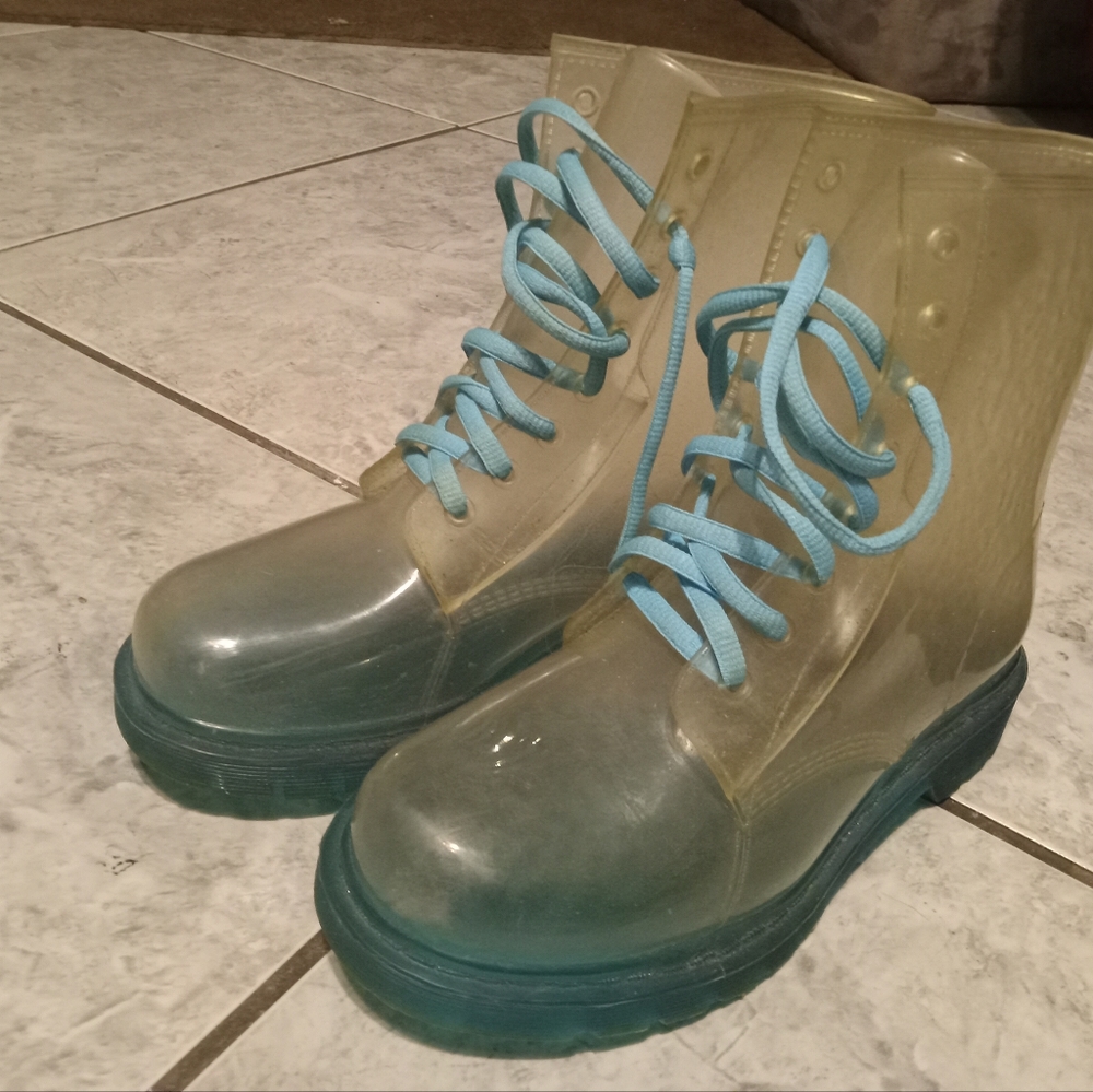 Clear boot women's 7